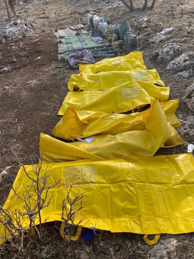 6 PKK'lının öldürüldüğü operasyonda mağara imha edildi 5