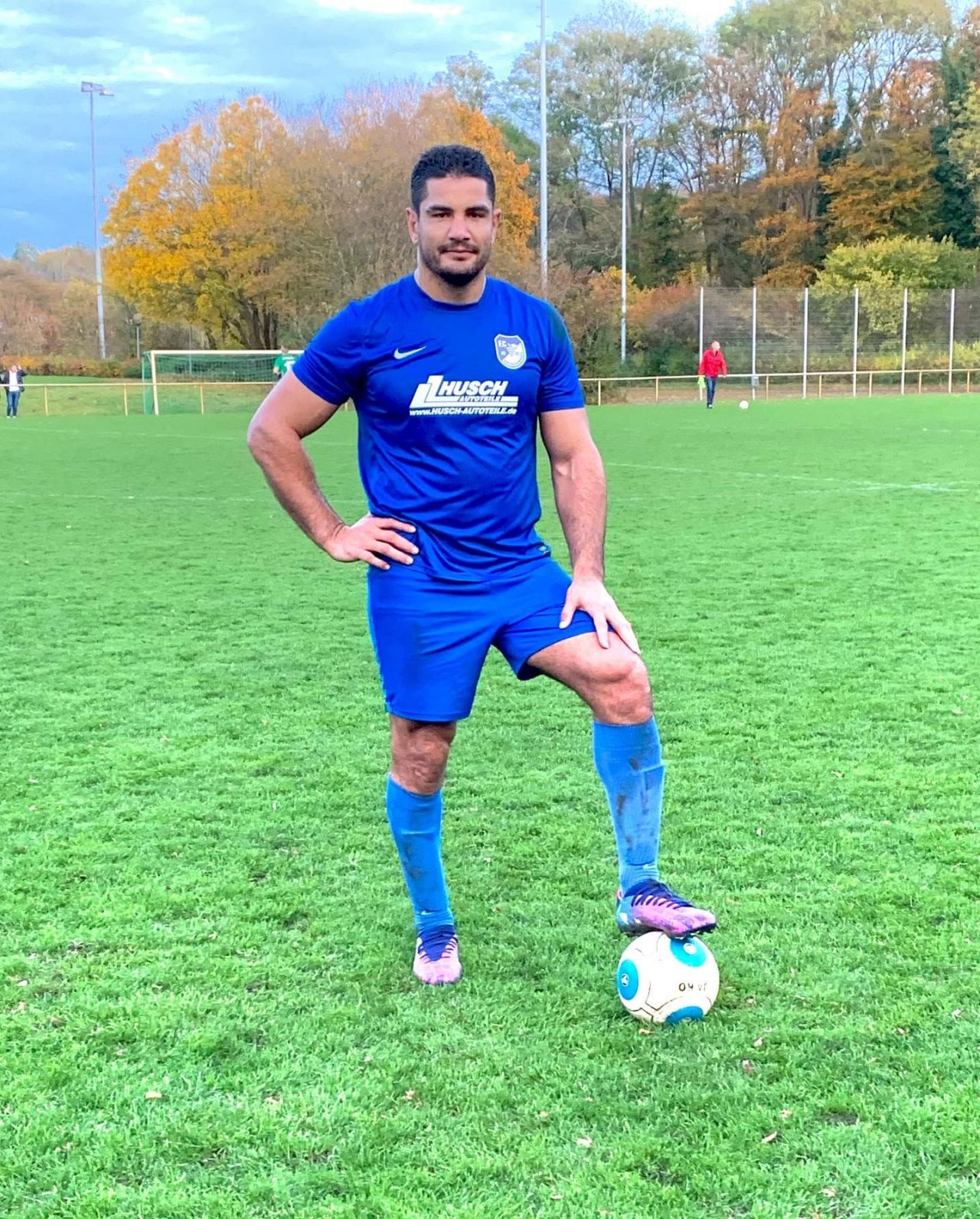 Milli güreşçi Taha Akgül futbola başladı! Almanya’da lisans çıkardılar 4
