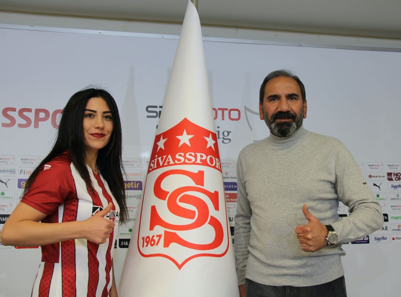 Sivasspor Kadın Futbol Takımı kurdu, 25 imza birden... 8