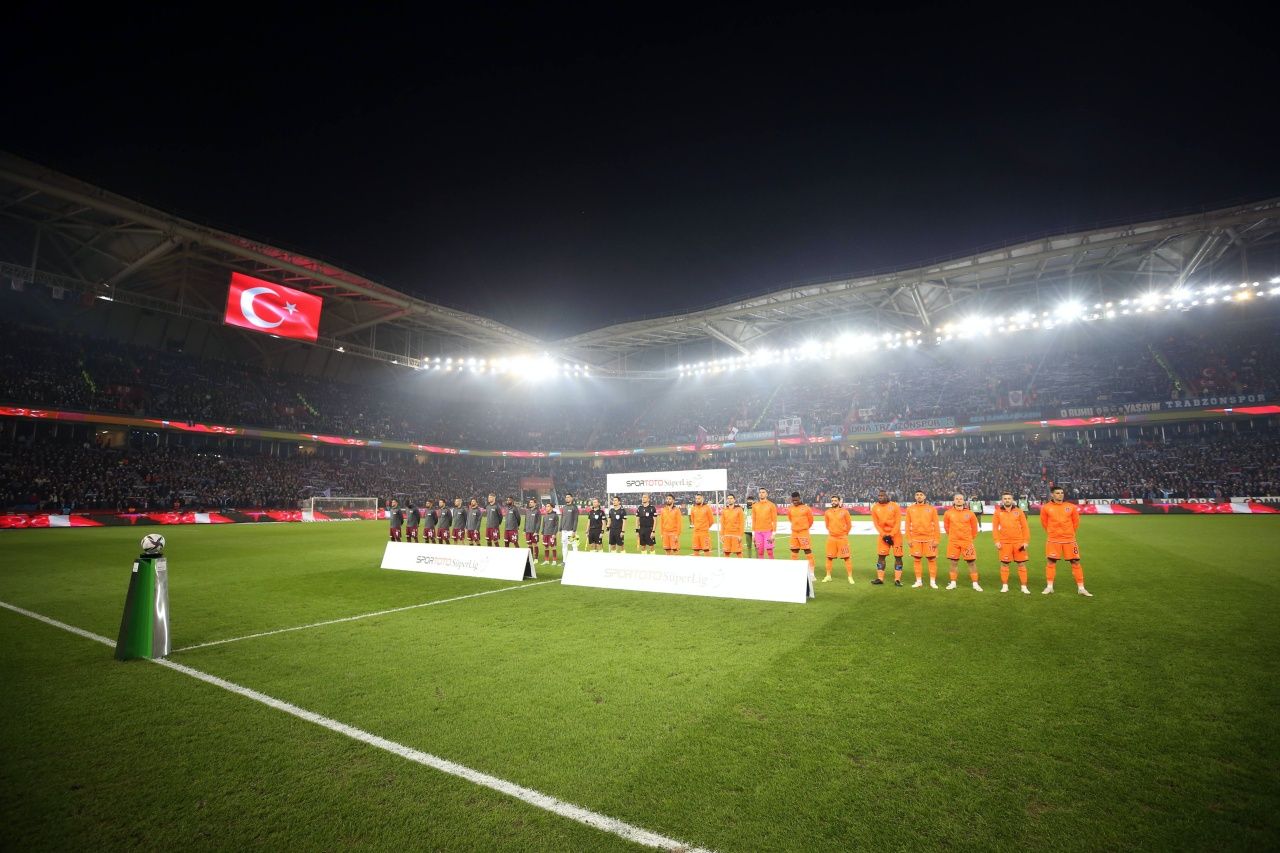 Trabzon'da maç saatlerinde kente TIR girişleri yasaklandı... Her şey şampiyonluk için 8
