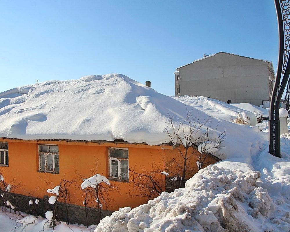 Bingöl'de hava sıcaklığı eski 22 dereceye düştü! Göz kamaştıran kar manzaraları ortaya çıktı 19