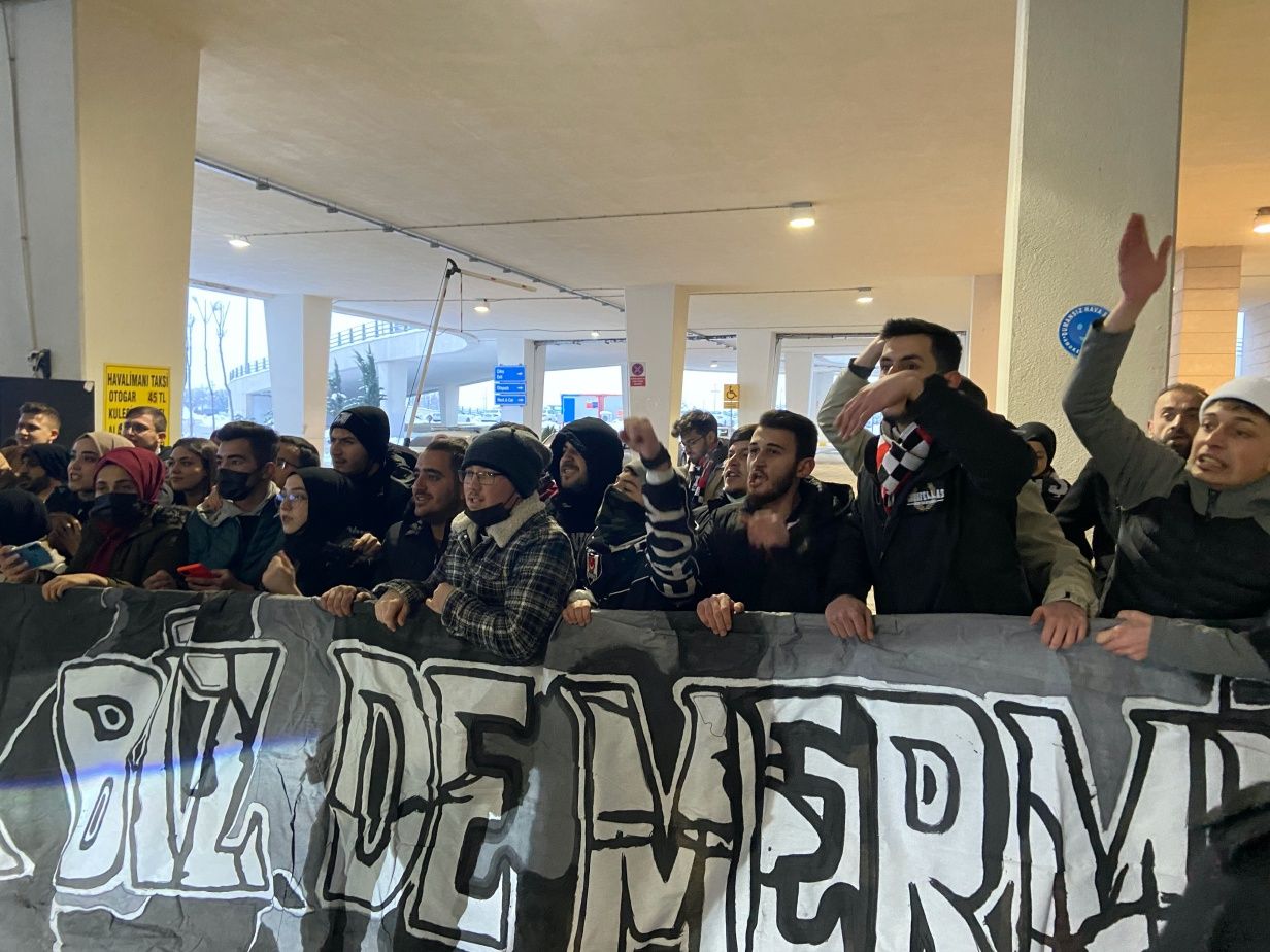 Beşiktaş kafilesi Konya'da... Önder Karaveli'ye sevgi seli 5