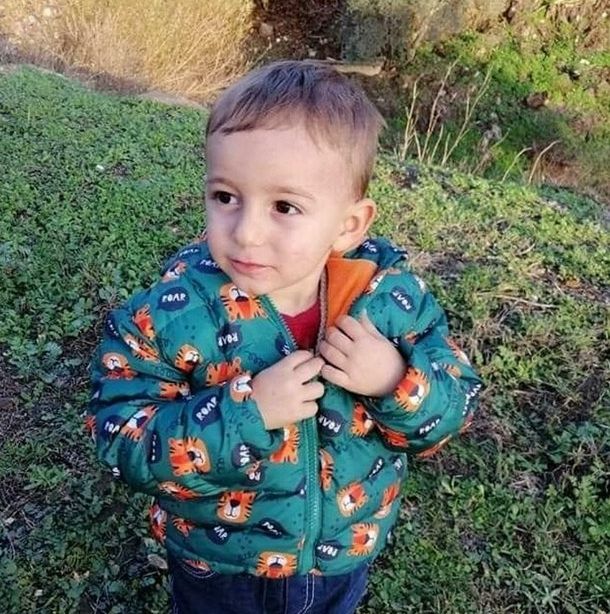 Kardeşler birbirine sarılarak yangında ölmüştü... Acılı annenin Facebook paylaşımı kahretti! 12