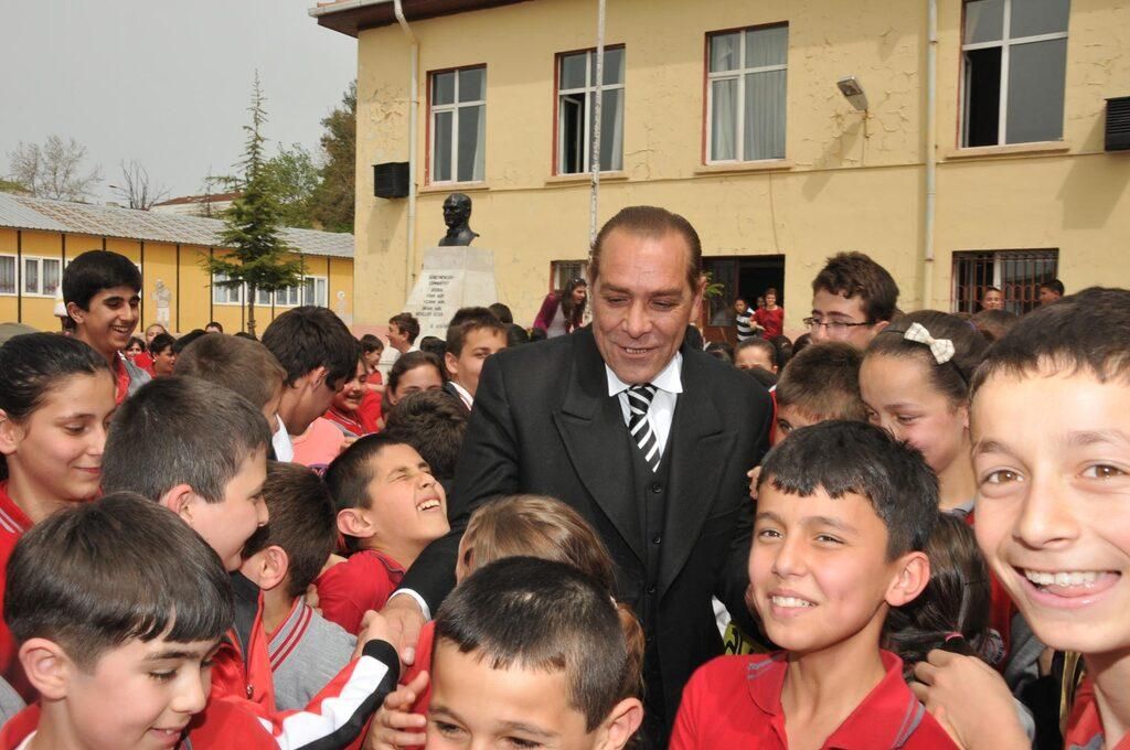 Atatürk'e benzerliğiyle tanınan Göksel Kaya eşinden şiddet gördü: 'Geber' diyerek saatlerce yumrukladı! 6
