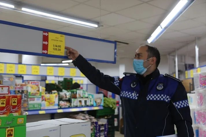 "Bir ay sonra marketlerde fiyatlar yüzde 40 aşağı inecek" 1