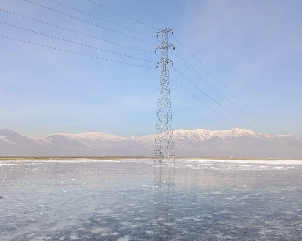Erzurum'da donan nehir ve dereler kartpostallık görüntüler oluşturdu 12