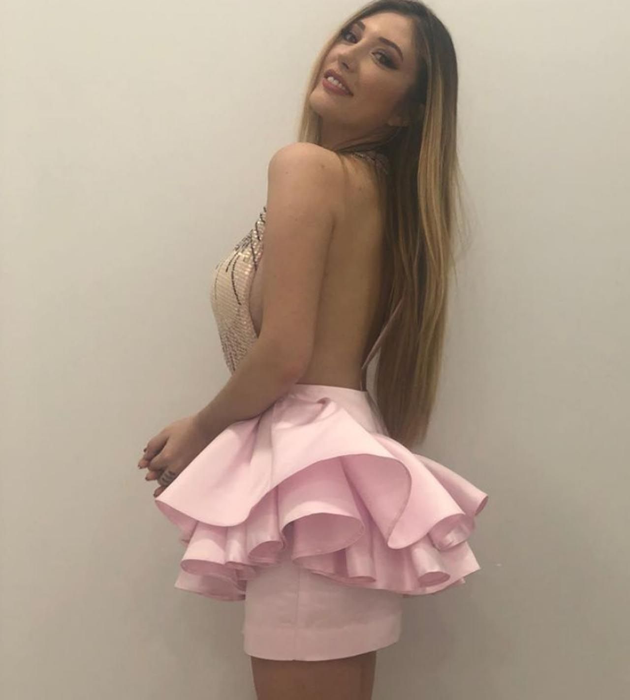 Yasmin Erbil'in dekolteleri babasına soruldu! Nergis Kumbasar cevabı yapıştırdı! 18