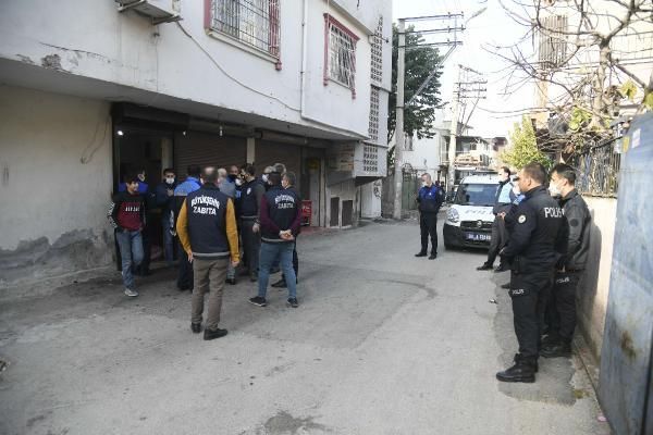 Yılbaşında piyasaya süreceklerdi! 2 ton sağlıksız tavuk eti ele geçirildi! 4