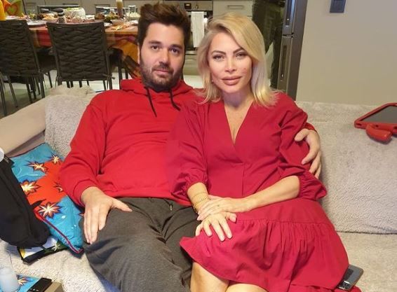 İkiz bebeklerine hamile olan Seray Sever'den karnı burnunda pozlar! 2