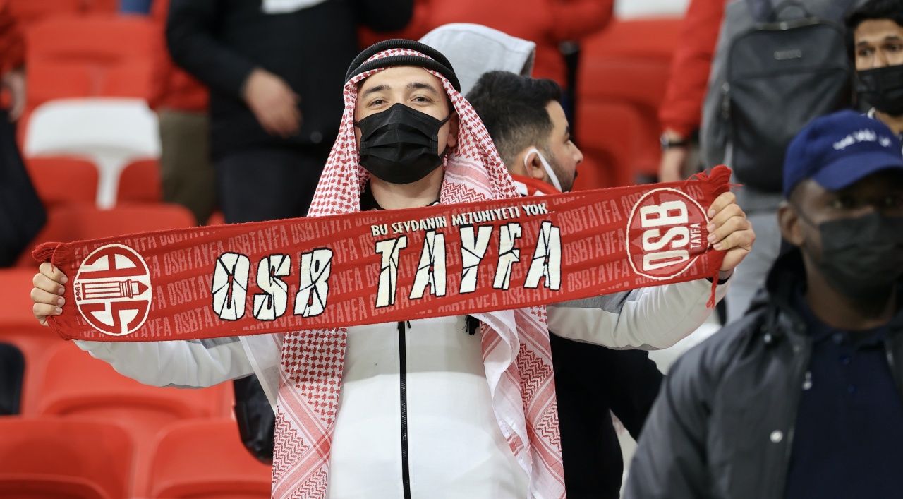 Antalyaspor taraftarları Turkcell Süper Kupa maçına büyük ilgi gösterdi 5
