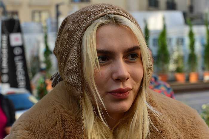 Aleyna Tilki röportaj sırasında hayran tacize uğradı! 5