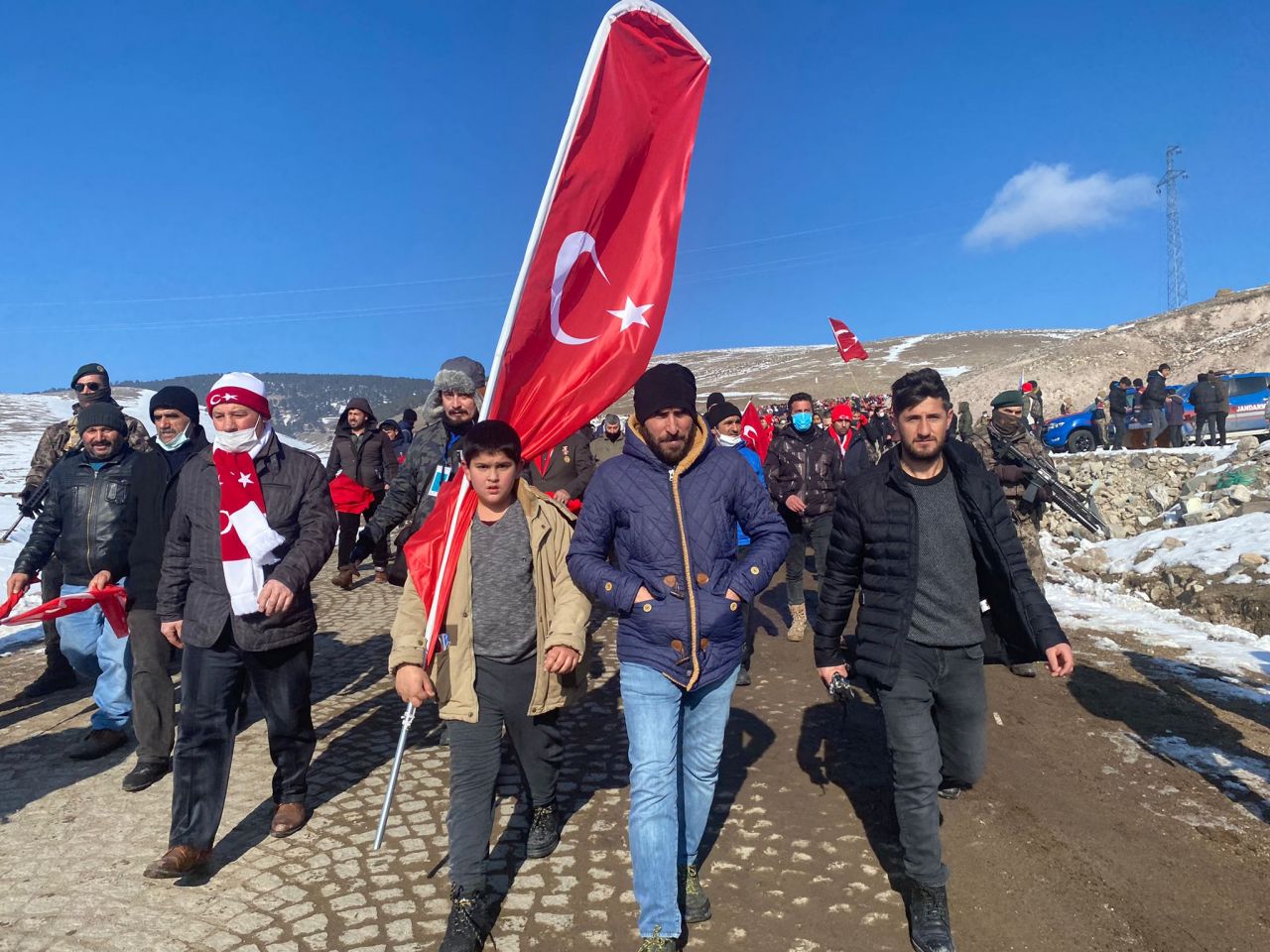 SuperHaber Sarıkamış'ta! Kars'ta binlerce vatandaş şehitlerimizi anmak için yürüdü 6