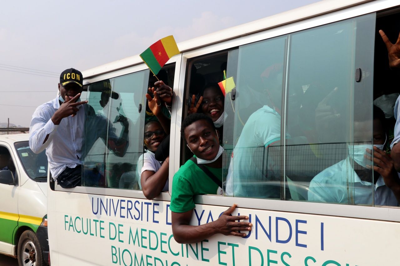 Afrika Uluslar Kupası başlıyor... Kamerun'da açılış maçı öncesi futbol coşkusu... 1