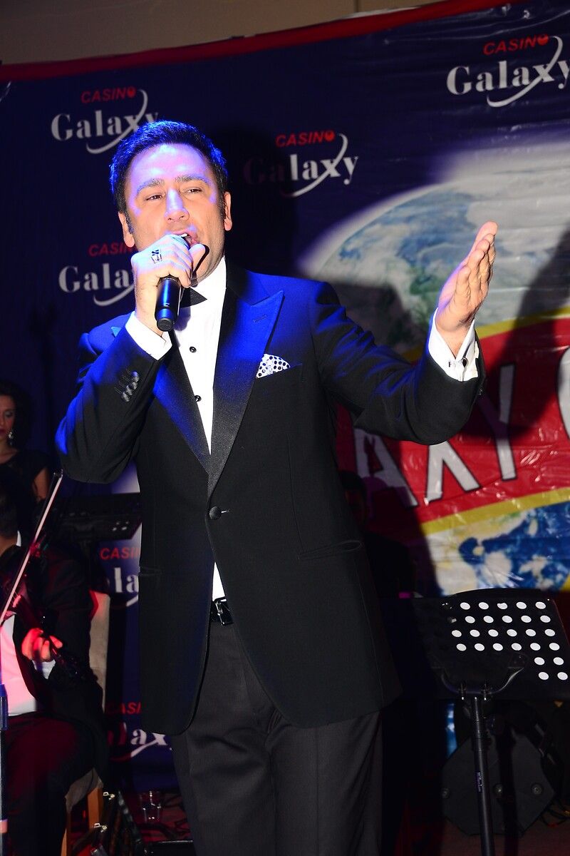 Hande Yener'in geçmişini hatırlattığı İzzet Yıldızhan'ın unutulmaz skandalları yeniden gündem oldu 1