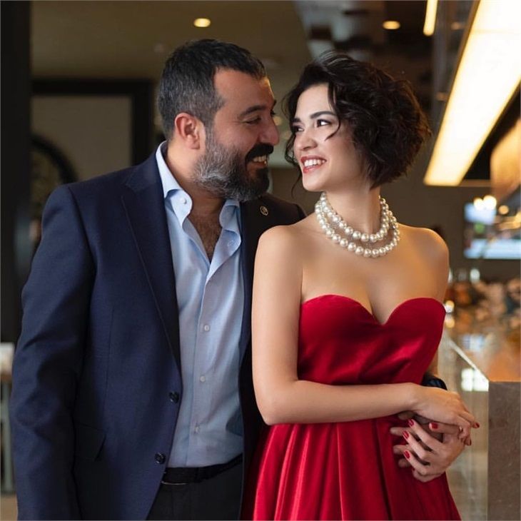 Gönül Dağı'nın Zahide'si Ecem Özkaya'nın çocuğunun babası EDHO'un eski oyuncusu çıktı 10
