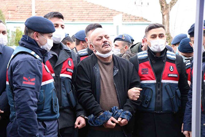 Avukat Dilara'nın acılı annesinden cenazede yürek burkan sözler: Eceline mi aşık oldun tatlı kızım! 9