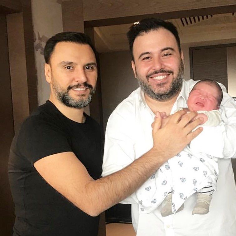 Selçuk Tektaş'ın vefatıyla yıkılan Alişan yaşadıklarını gözyaşları içinde anlattı 15