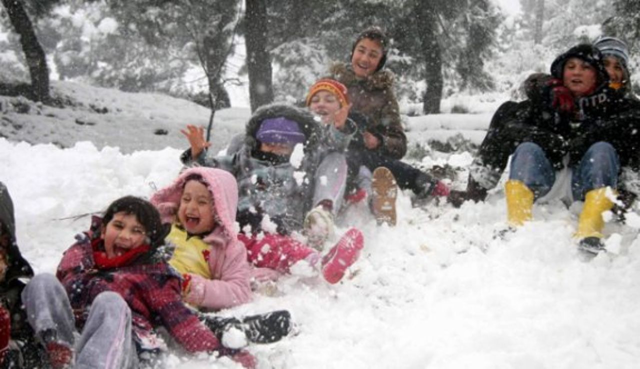 Valilikler duyurdu: Okullar tatil edildi! İşte o il ve ilçeler... 2