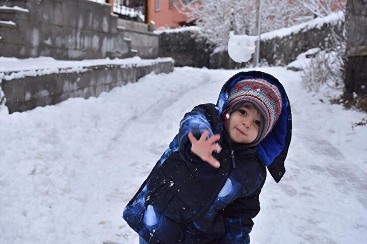 Beyaz esaret eğitimi durdurdu: 10 ilde okullar tatil edildi! İşte o il ve ilçeler... 8