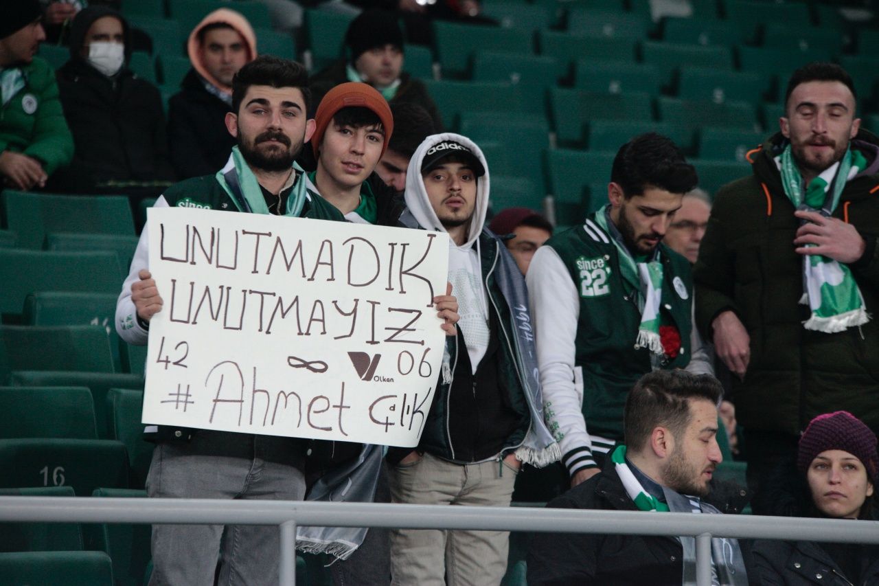 Ahmet Çalık'sız ilk maç... Futbolcu arkadaşları göz yaşlarını tutamadı... 4