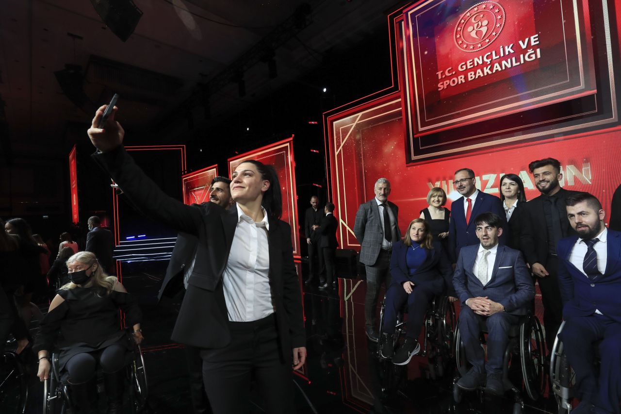 Gençlik ve Spor Bakanlığı'ndan Tokyo'nun kahramanları için özel resepsiyon 18