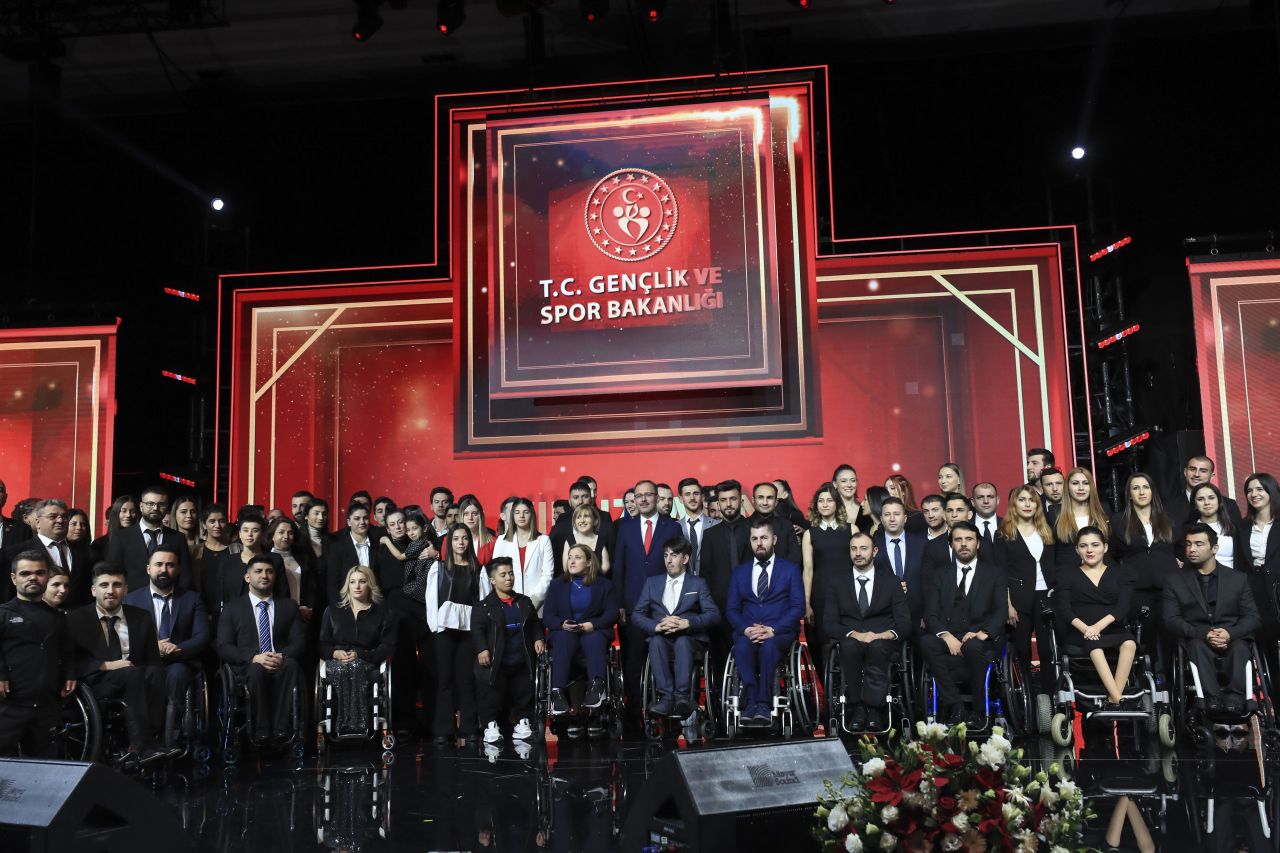 Gençlik ve Spor Bakanlığı'ndan Tokyo'nun kahramanları için özel resepsiyon 16