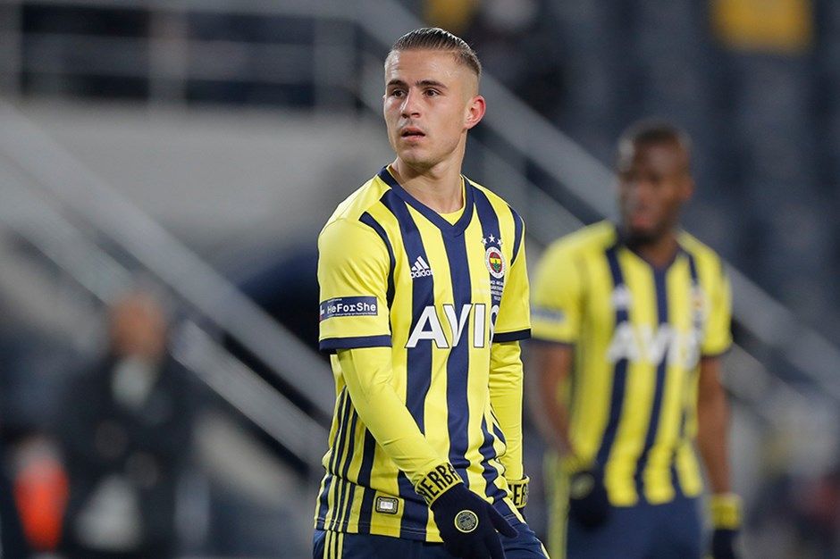 Kim Min Jae ayrılık kararı aldı... Güney Koreli stoper Fenerbahçe'den ayrılmak istiyor 4
