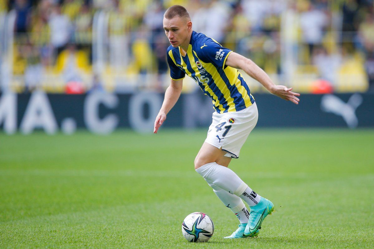 Kim Min Jae ayrılık kararı aldı... Güney Koreli stoper Fenerbahçe'den ayrılmak istiyor 2