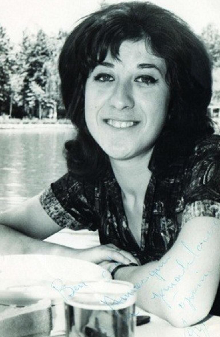 Yeşilçam efsanesi Ayşen Gruda 3 yıl önce hayatını kaybetti... İşte usta oyuncunun hayatı ve filmleri 3