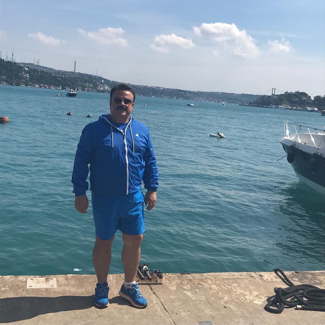 Bülent Serttaş iddialı konuştu: 'Türkiye'nin en iyi giyinen sanatçısıyım' 8