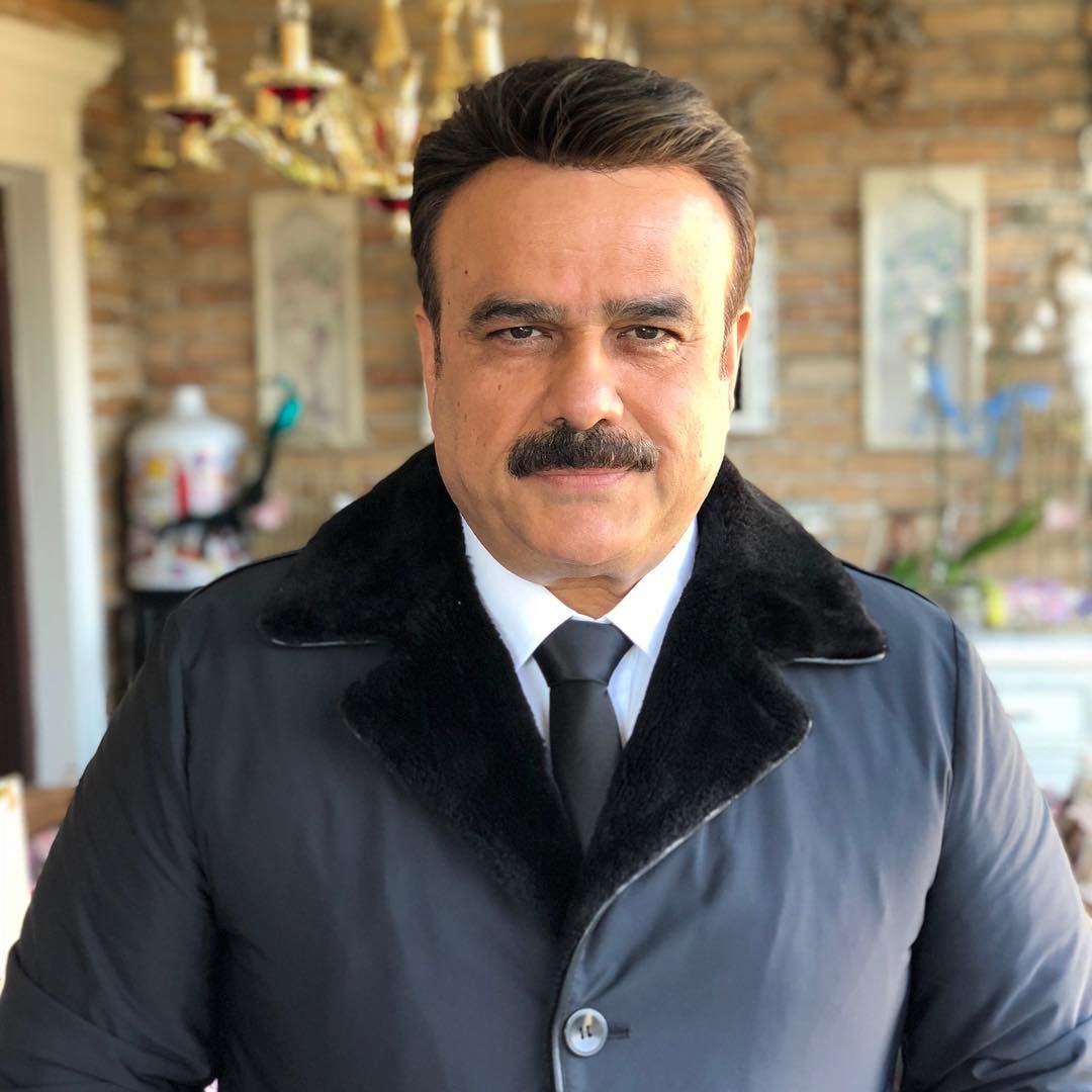 Bülent Serttaş iddialı konuştu: 'Türkiye'nin en iyi giyinen sanatçısıyım' 16