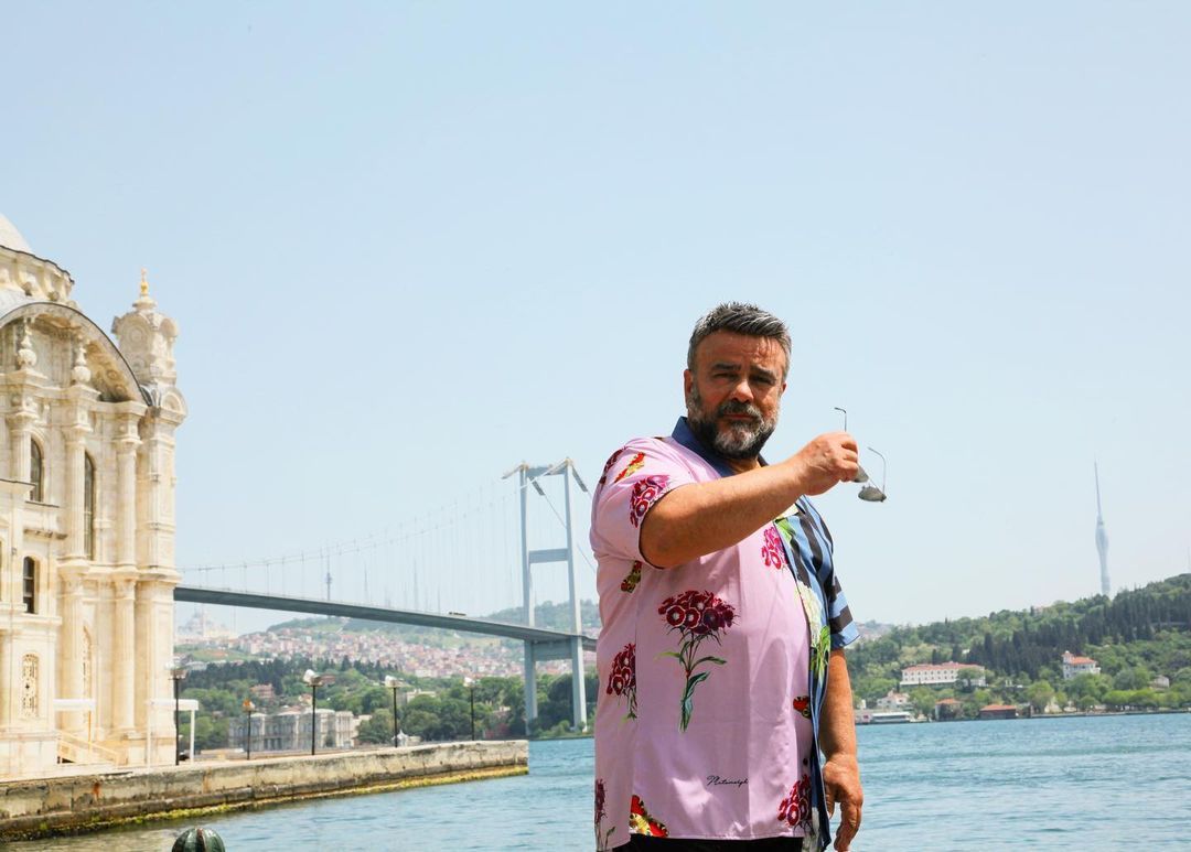 Bülent Serttaş iddialı konuştu: 'Türkiye'nin en iyi giyinen sanatçısıyım' 24