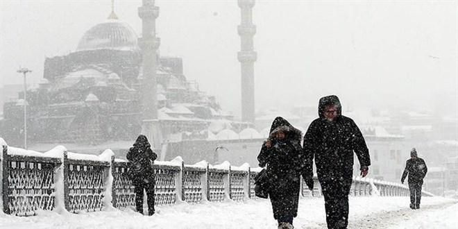 İstanbullulara müjde: Uzman isim kar çilesinin biteceği günü duyurdu! 9