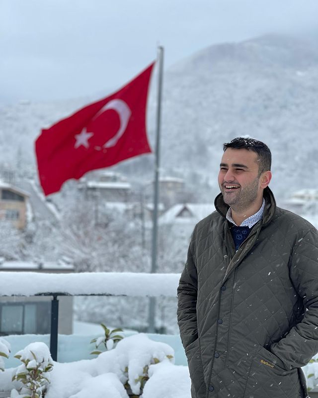Ünlü şef ve sosyal medya fenomeni CZN Burak mum gibi eridi! Fazla kilolarından kurtuldu 19