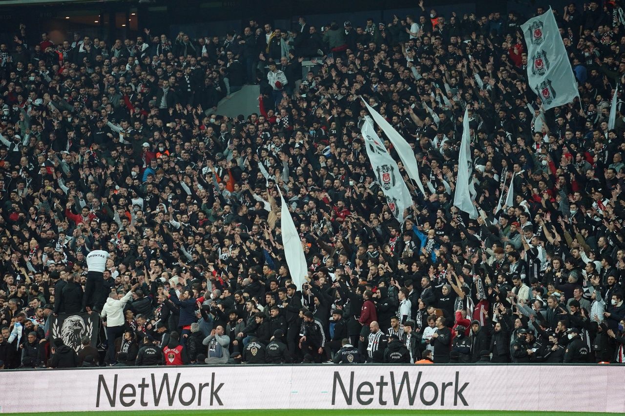 Alen sahaya, üçlü çektir Kartal'a... 1