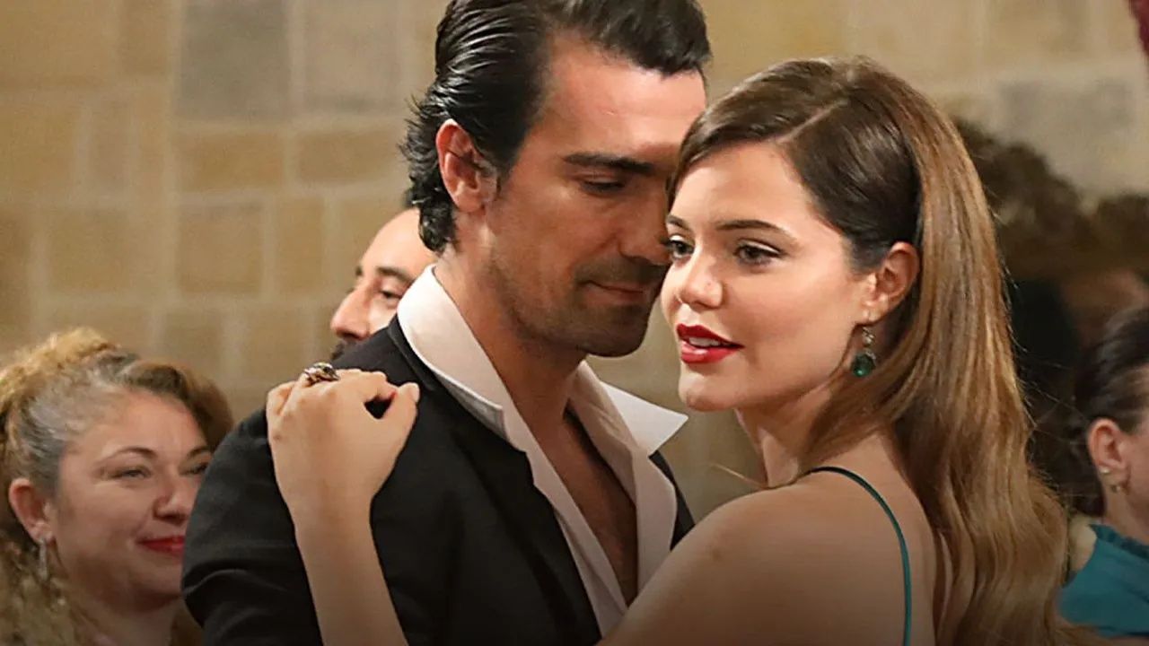 Bir Zamanlar Çukurova'da Final Gibi Ayrılık! Ünlü Oyuncu Dizi bitmeden veda ediyor! 5