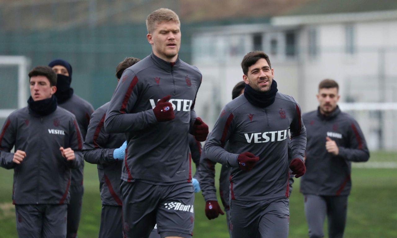 Trabzonspor'da Hamsik belirsizliği... 5