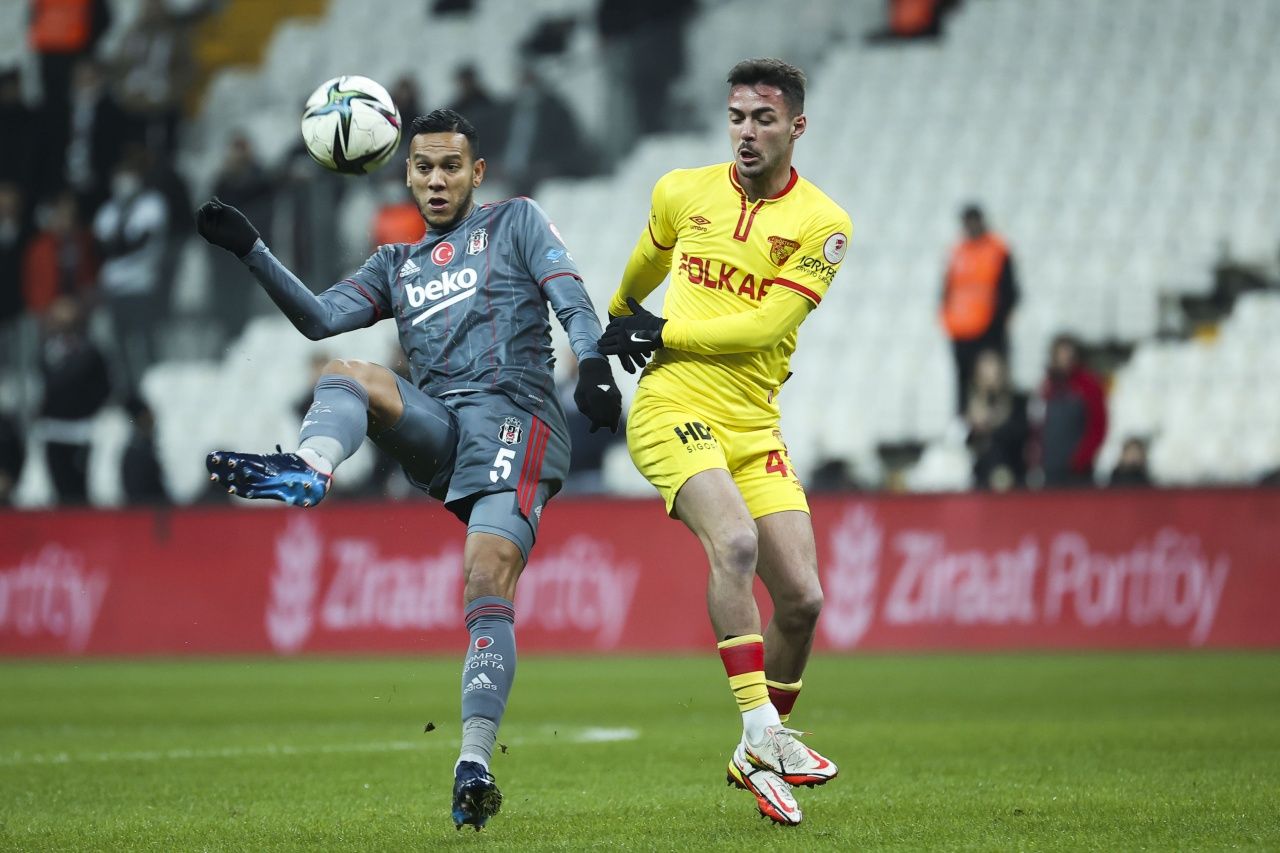Beşiktaş altyapıdan bir isim daha kazandı... Kerem Kalafat ilk kez 11'de sahada 8