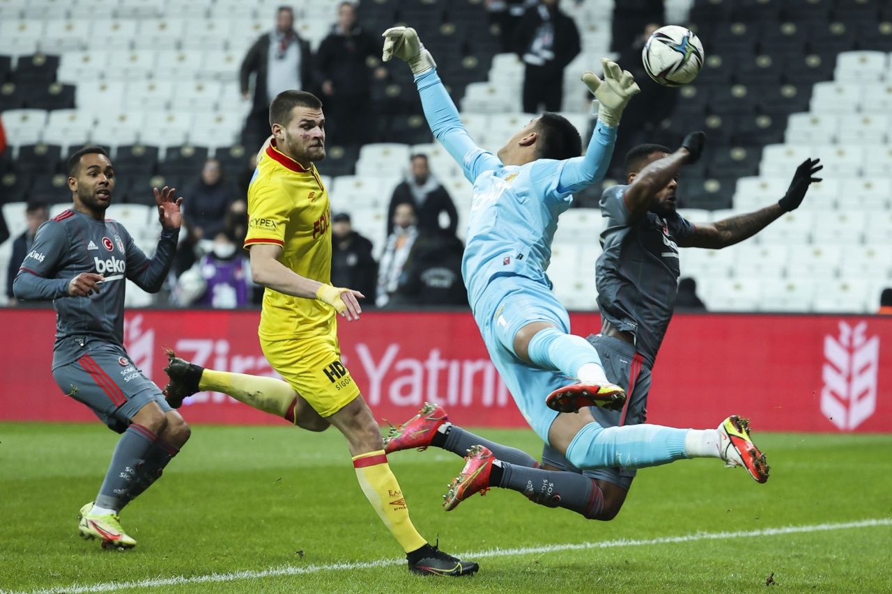 Beşiktaş altyapıdan bir isim daha kazandı... Kerem Kalafat ilk kez 11'de sahada 4