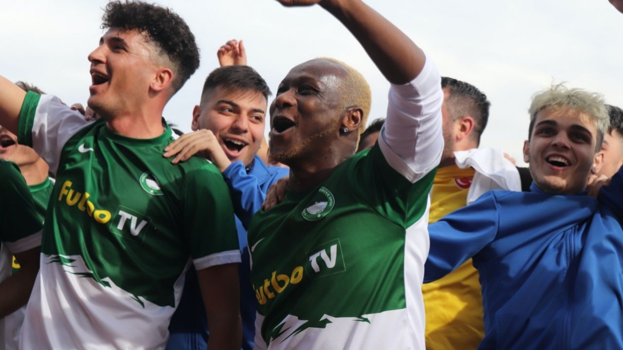 Ibrahima Yattara ilk maçında Yeşil Çivril Belediyespor'a 3 puanı kazandırdı 5