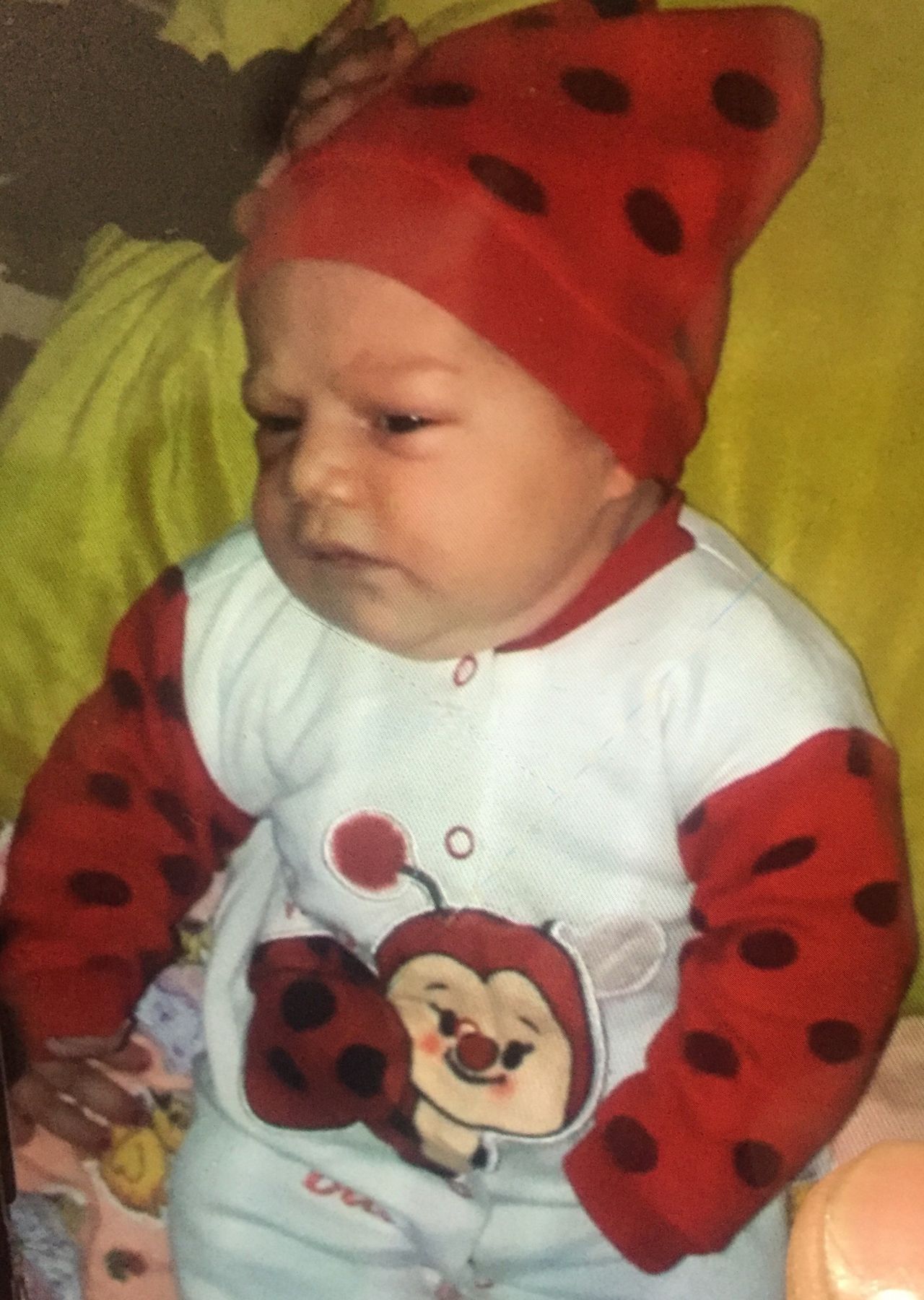 Yürek burkan olay: 2 aylık bebek, annesi emzirirken boğularak hayatını kaybetti! 3