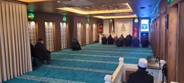 Trabzon'daki bu camide sadece 3 vakit namaz kılınıyor! Nedenine inanamayacaksınız... 6