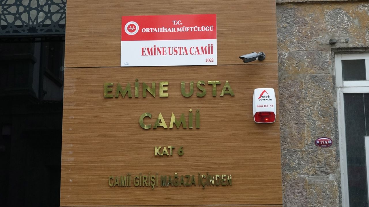 Trabzon'daki bu camide sadece 3 vakit namaz kılınıyor! Nedenine inanamayacaksınız... 3