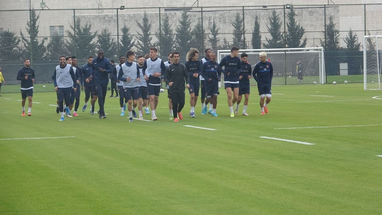 Yassine Benzia transferinin perde arkası... Ömer Erdoğan'dan Cezayirli'ye övgüler 3