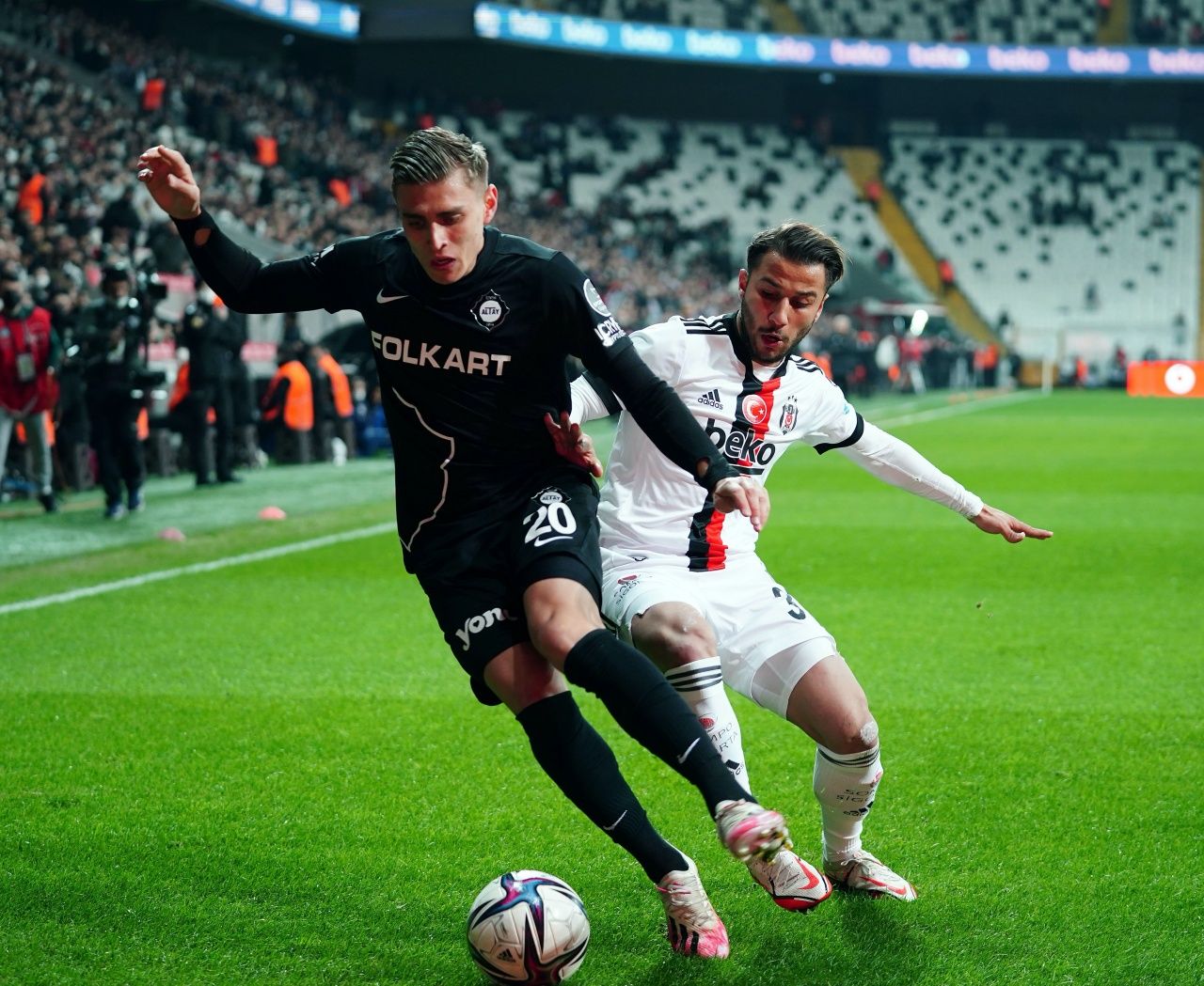 Miralem Pjanic, oğlunu Beşiktaşlı yaptı 5