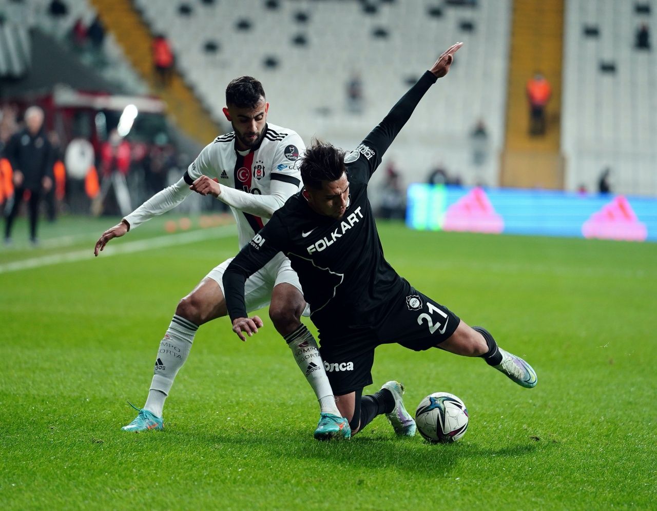 Miralem Pjanic, oğlunu Beşiktaşlı yaptı 8