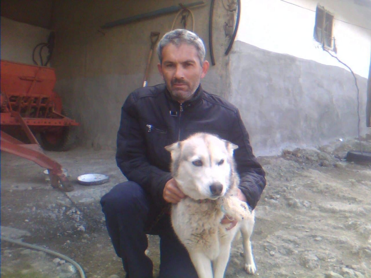 2 çocuğunun annesini öldürüp intihar süsü verdi! Cani koca cezaevinde yaşamına son verdi... 3