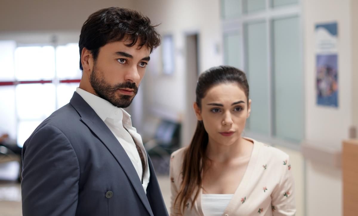 Ayşe ve Ferit'in Masalı Kalp Yarası Final Bölümüyle Son Kez Ekranda! Sosyal Medya Yıkıldı! 7