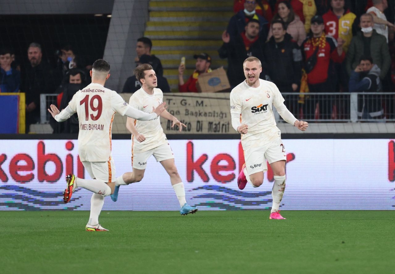 Victor Nelsson'un mentörü Semih Kaya... 4