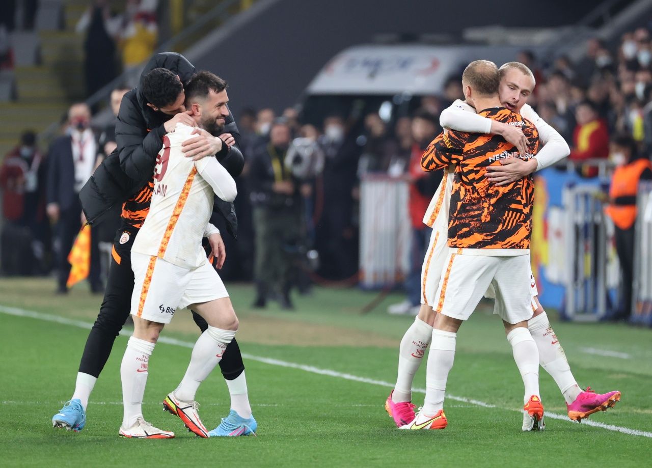 Victor Nelsson'un mentörü Semih Kaya... 2